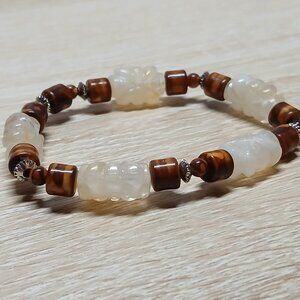 Hand Crafted Handmade Beaded Unisex Stretch Bracelet Brown & White #16